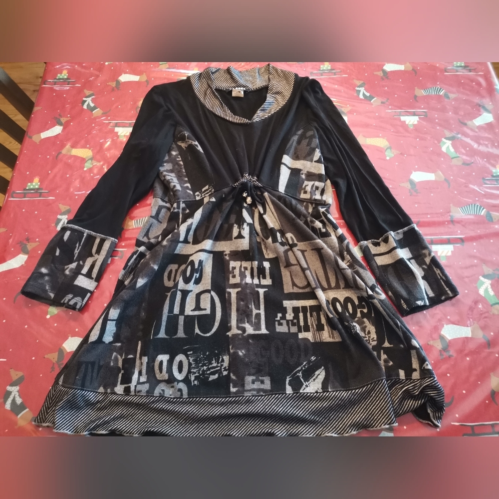 Globus tunic size L